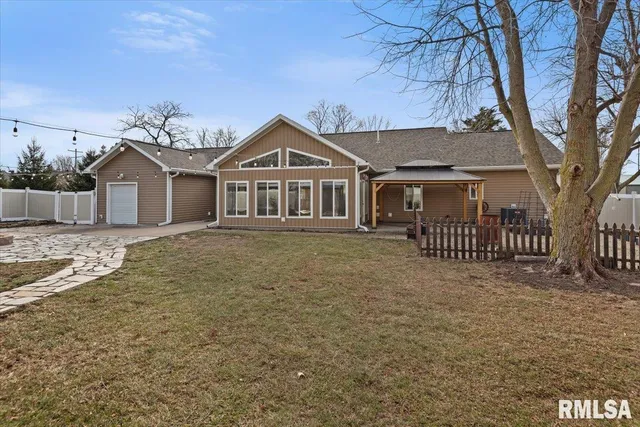 $269,900 | 401 East Progress Street, Ashland, IL 62612