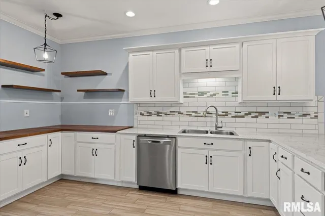 $269,900 | 401 East Progress Street, Ashland, IL 62612