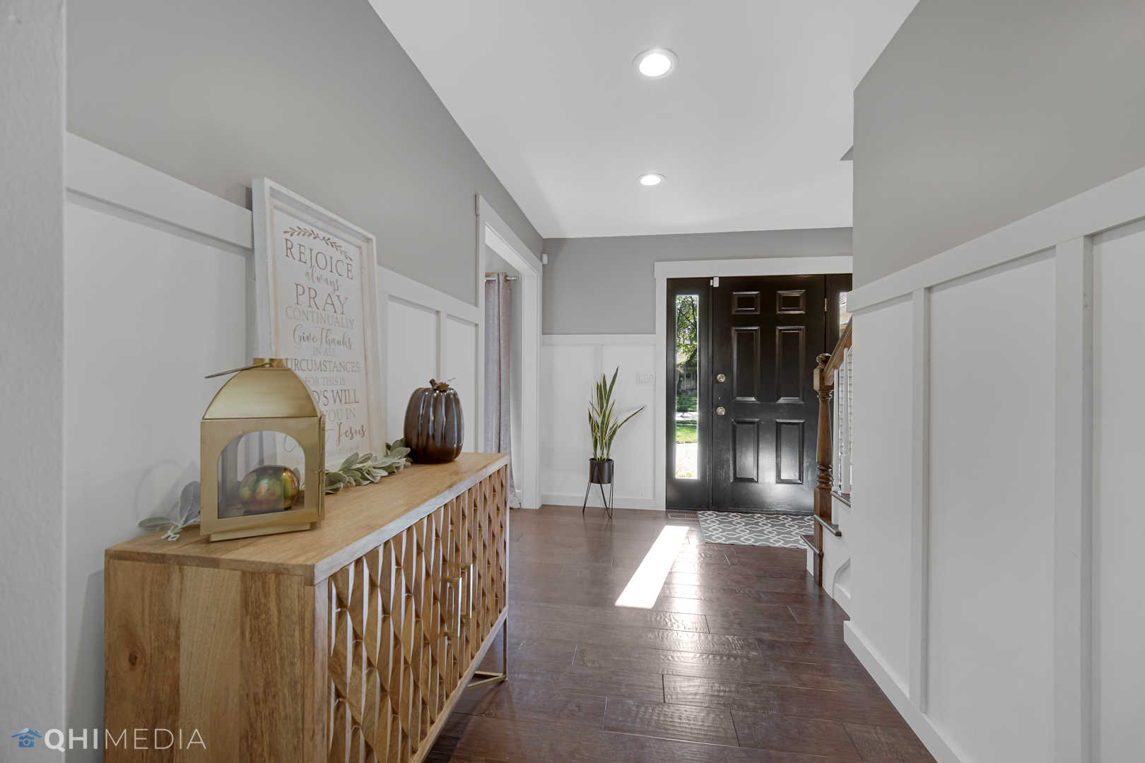 2125 Forest Ridge Road St. Charles, IL 60174 - Photo 4 of 28 a view of a hallway with entryway wooden floor and front door