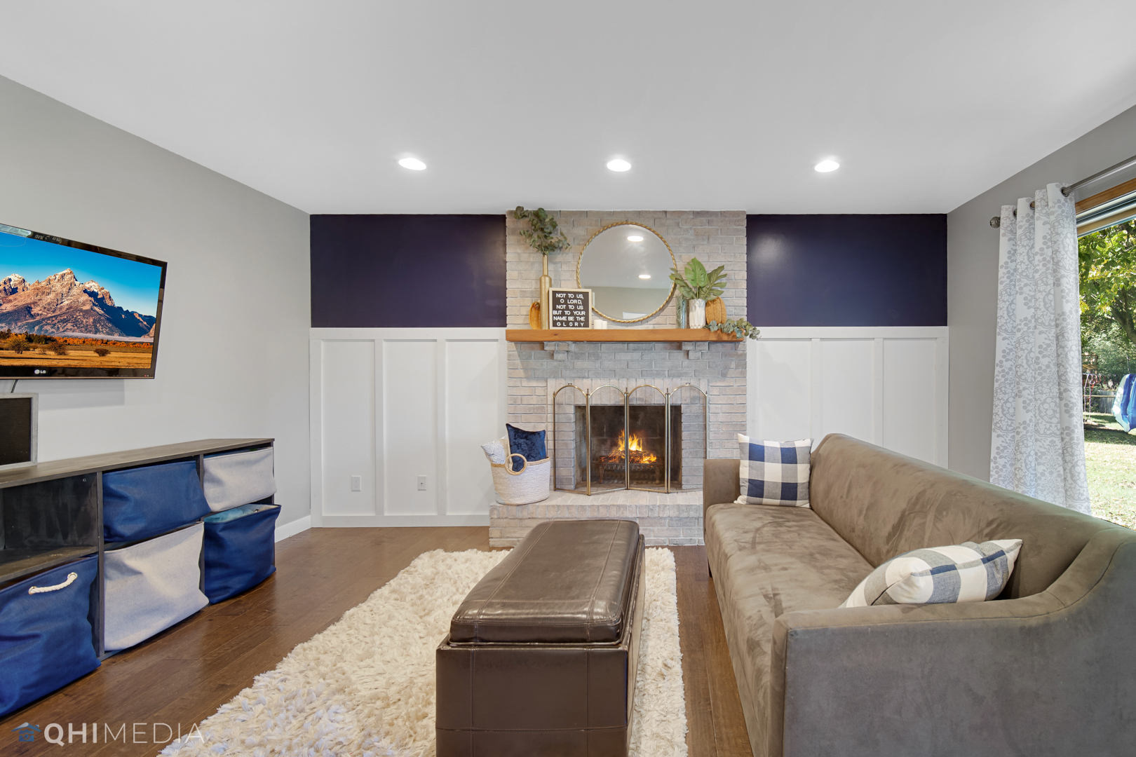 2125 Forest Ridge Road St. Charles, IL 60174 - Photo 7 of 28 a living room with furniture and a fireplace
