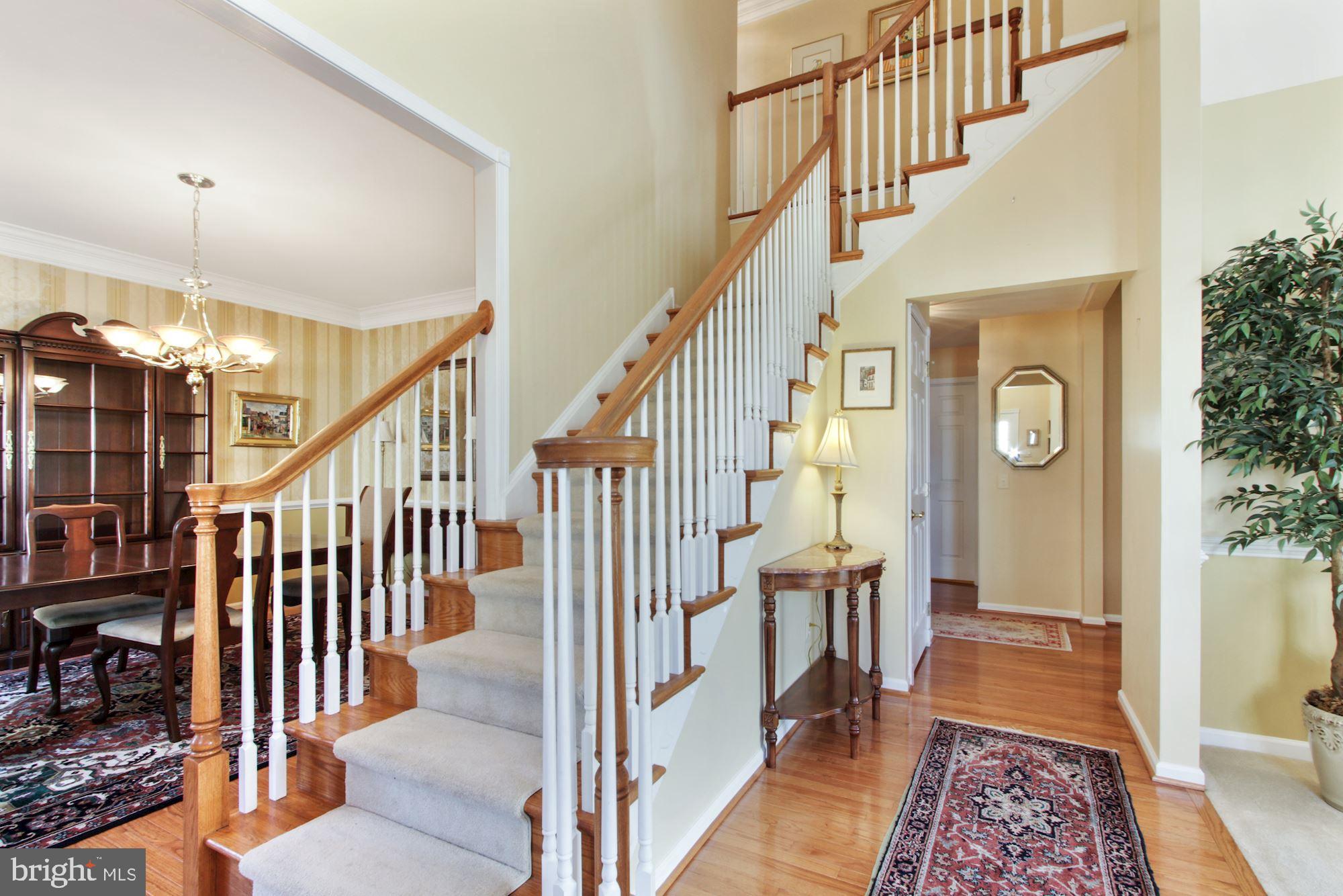 31 Eagle Road Phoenixville, PA 19460 - Photo 3 of 45 Two story Foyer