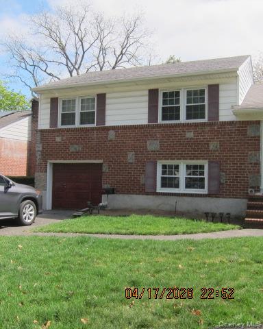 93 Woodview Road West Hempstead, NY 11552 - Photo 2 of 25