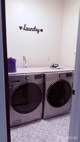 $1,500,000 | 40 North Hill Road, Colonia, NJ 07067