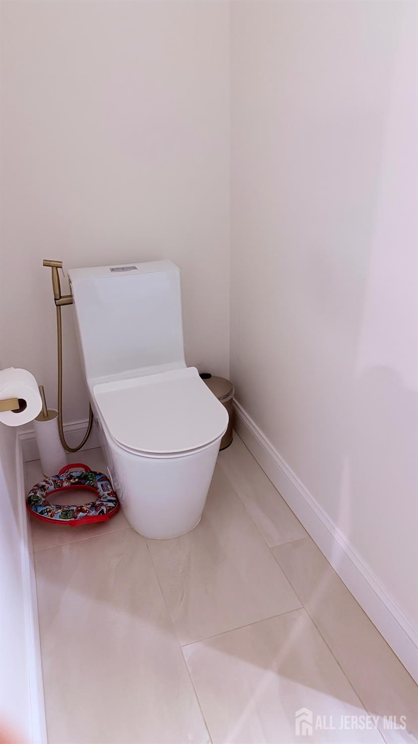 40 North Hill Road Colonia, NJ 07067 - Photo 20 of 45