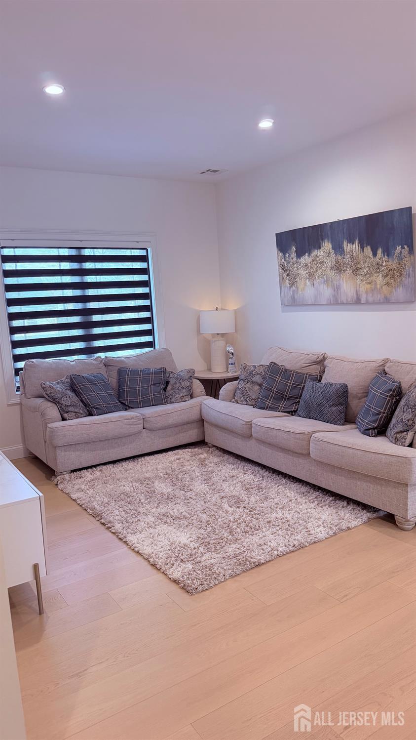 40 North Hill Road Colonia, NJ 07067 - Photo 25 of 45