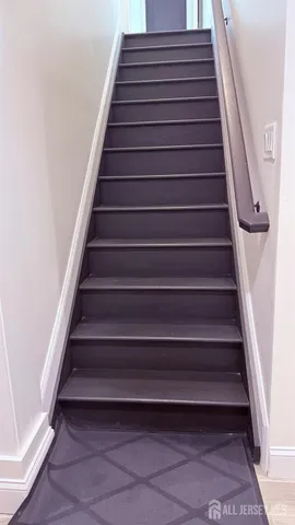 $1,500,000 | 40 North Hill Road, Colonia, NJ 07067