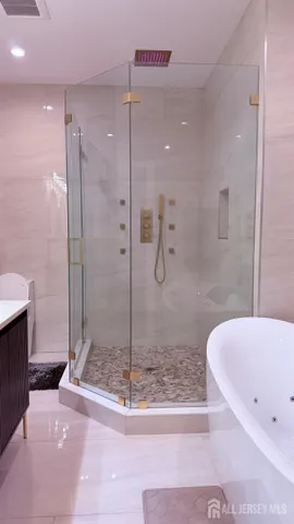 $1,500,000 | 40 North Hill Road, Colonia, NJ 07067