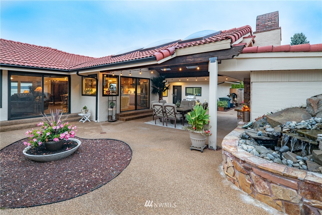17107 Talbot Road Edmonds, WA 98026 - Photo 20 of 23 Gallery Image 20