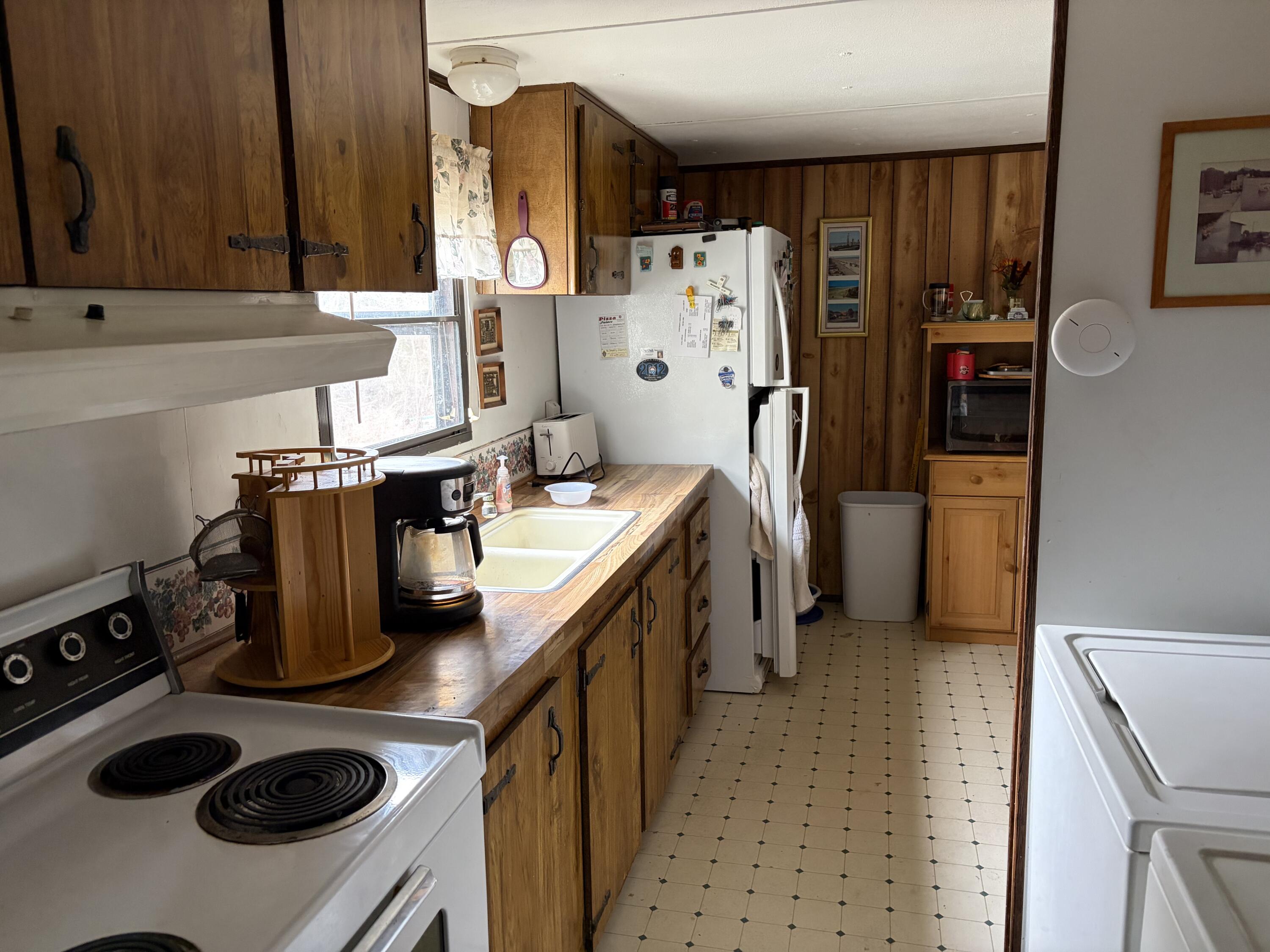 4 Labarge Drive Plattsburgh, NY 12901 - Photo 11 of 18