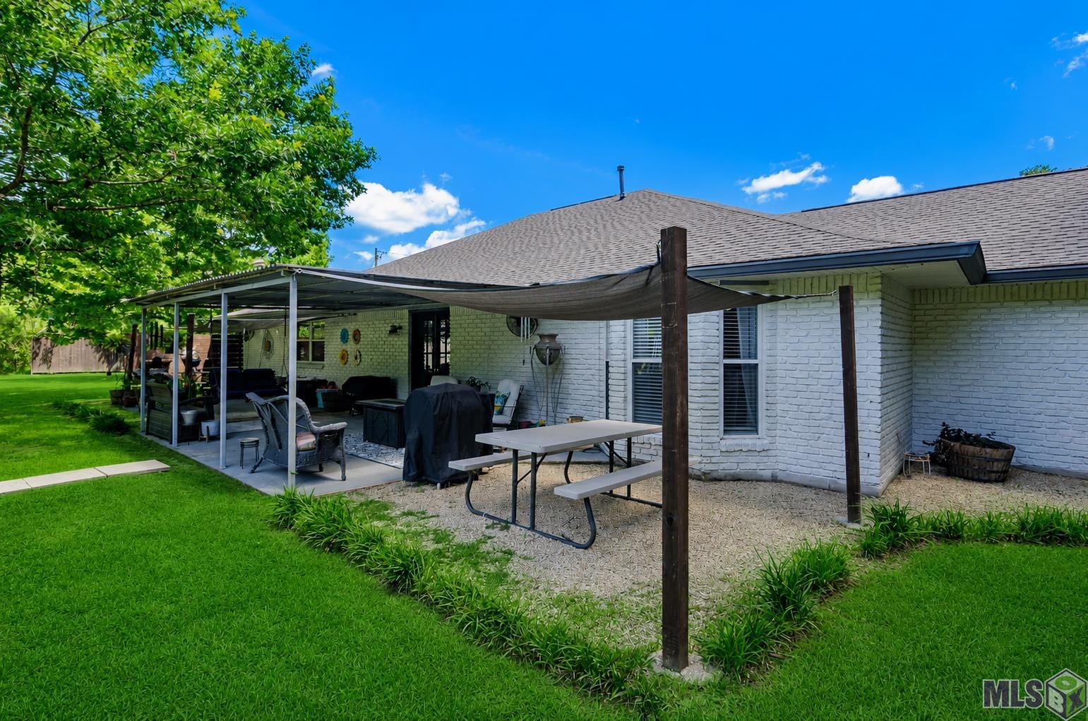9942 Lockhart Road Denham Springs, LA 70726 - Photo 9 of 12