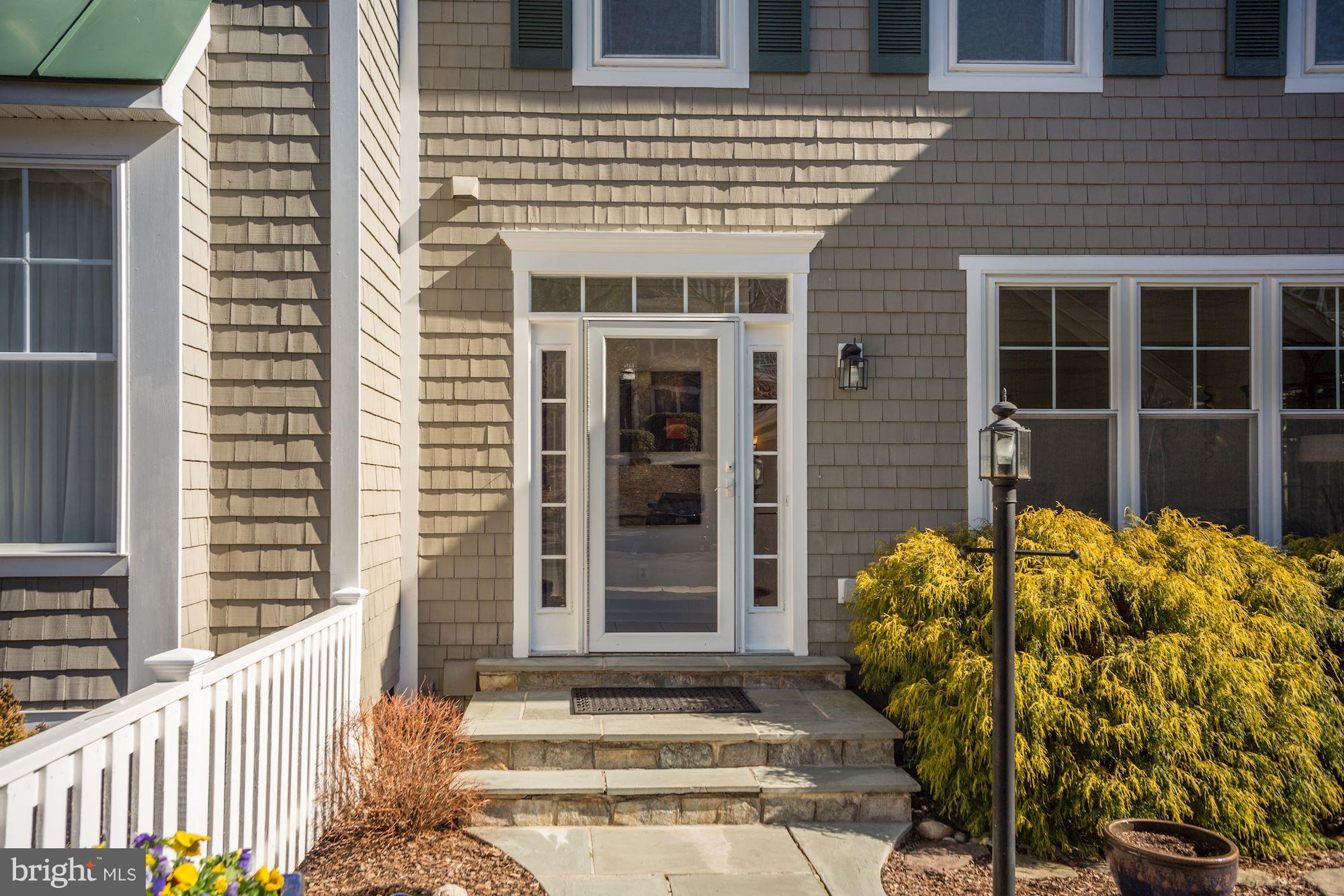 2516 Brenton Point Drive Reston, VA 20191 - Photo 10 of 30 Exterior (Front)