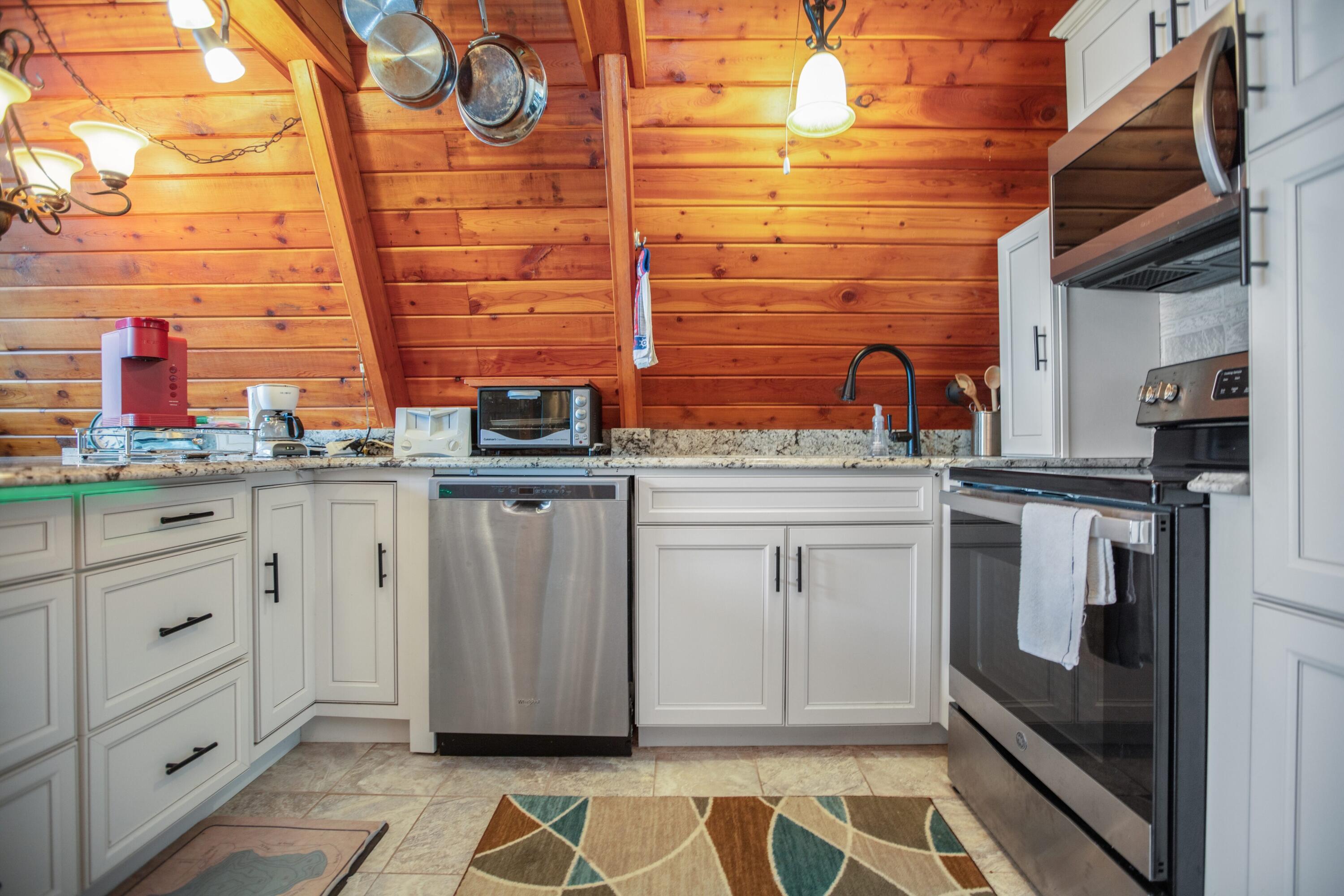 63164 Birch Road Vandalia, MI 49095 - Photo 8 of 17 63164 Birch Rd Vandalia MI-print-015-010