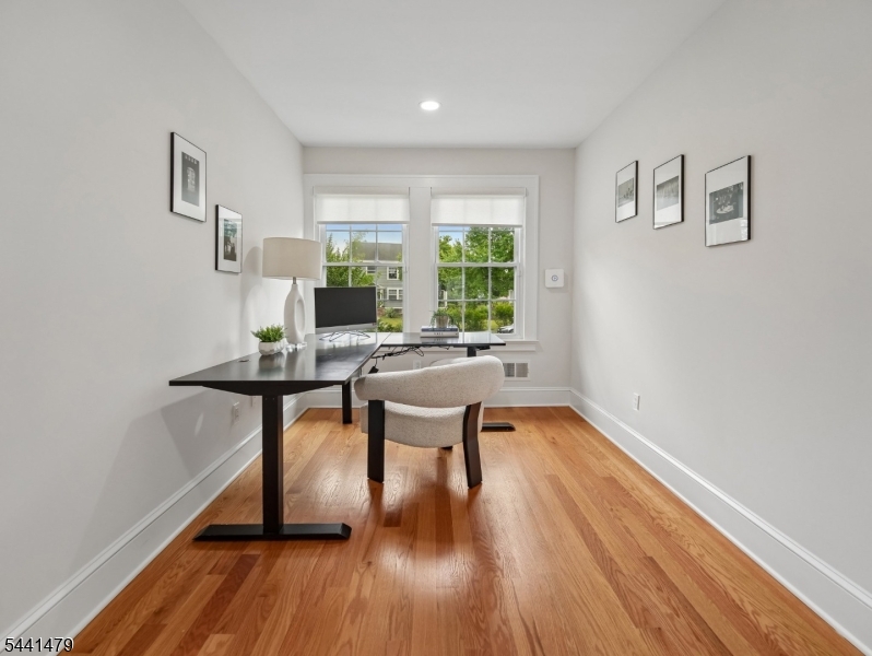653 Hamilton Road South Orange, NJ 07079 - Photo 13 of 48