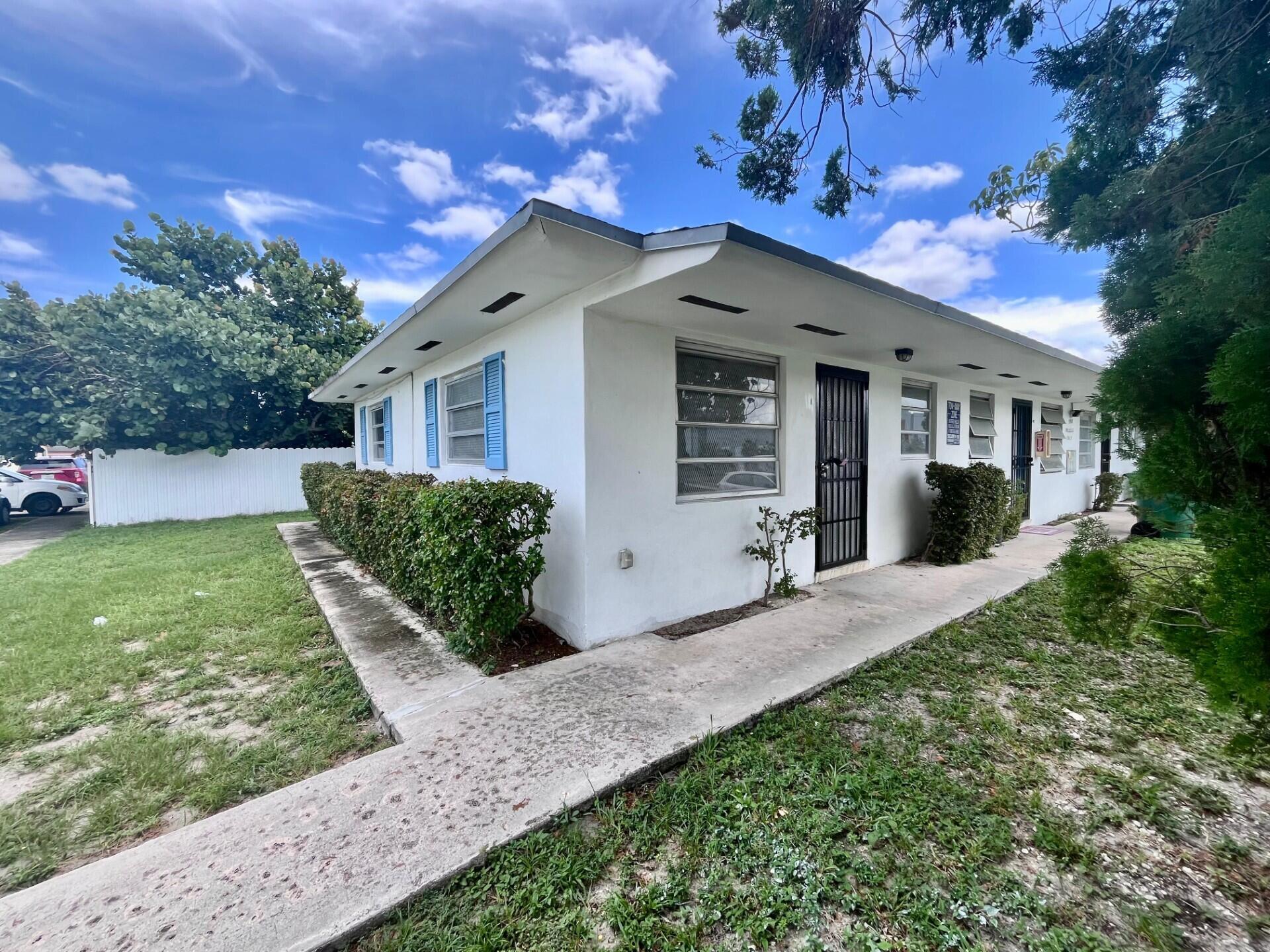 598 Douglas Road, Unit 1 Opa-Locka, FL 33054 - Photo 1 of 7 ea4b7a36-c49e-4fd3-b021-7cfc63b9f6ea
