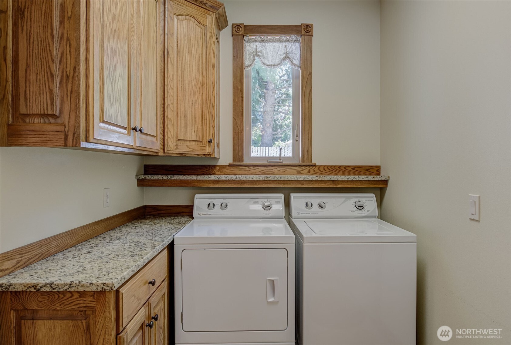 3716 Knowles Road Wenatchee, WA 98801 - Photo 17 of 36