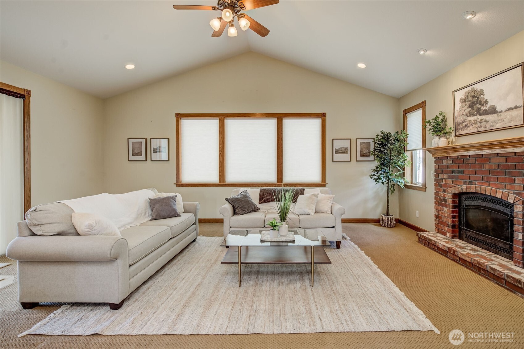 3716 Knowles Road Wenatchee, WA 98801 - Photo 5 of 36