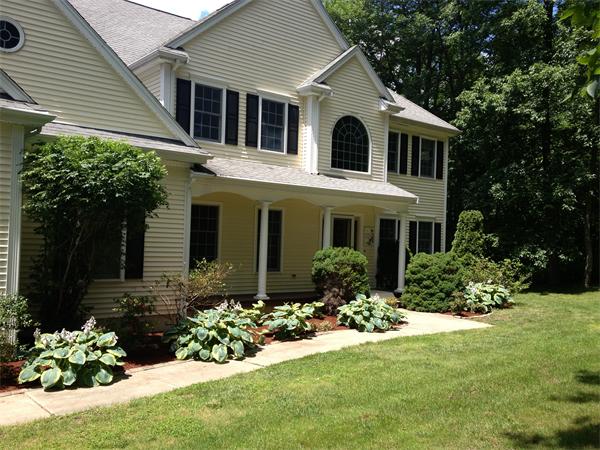 2 Glen Road Hopkinton, MA 01748 - Photo 3 of 30 Gallery Image 3