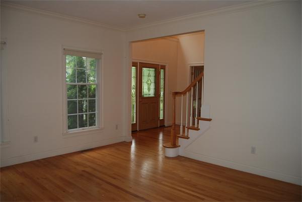 2 Glen Road Hopkinton, MA 01748 - Photo 10 of 30 Gallery Image 10