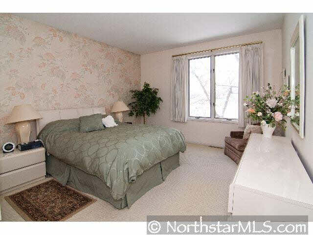 8463 Rice Lake Road Maple Grove, MN 55369 - Photo 6 of 11 Gallery Image 6