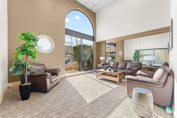 $419,900 | 198 Locust Street, Unit 105, Lynn, MA 01904