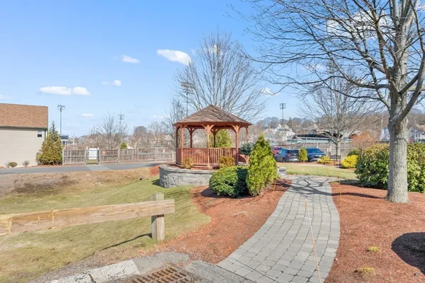 $419,900 | 198 Locust Street, Unit 105, Lynn, MA 01904