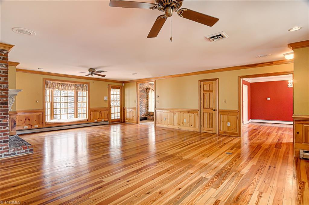 401 Friar Tuck Road Winston-Salem, NC 27104 - Photo 7 of 29 Gallery Image 7