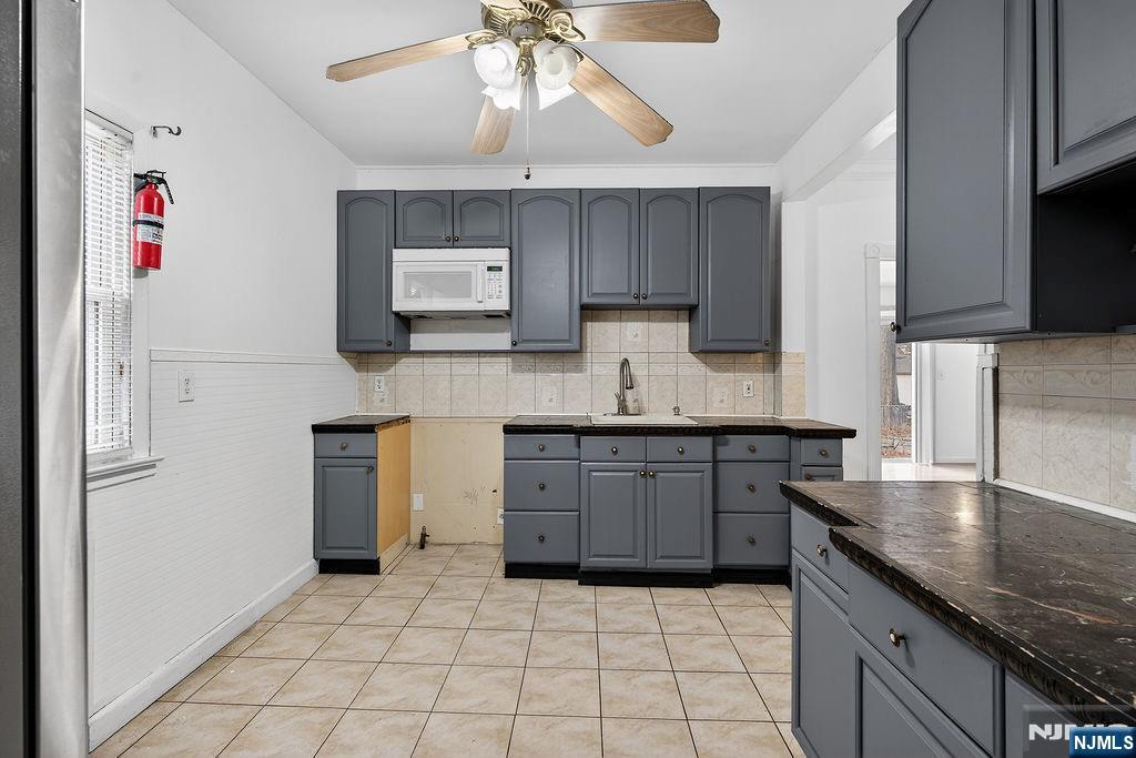 44 Liberty Street Clifton, NJ 07013 - Photo 7 of 14