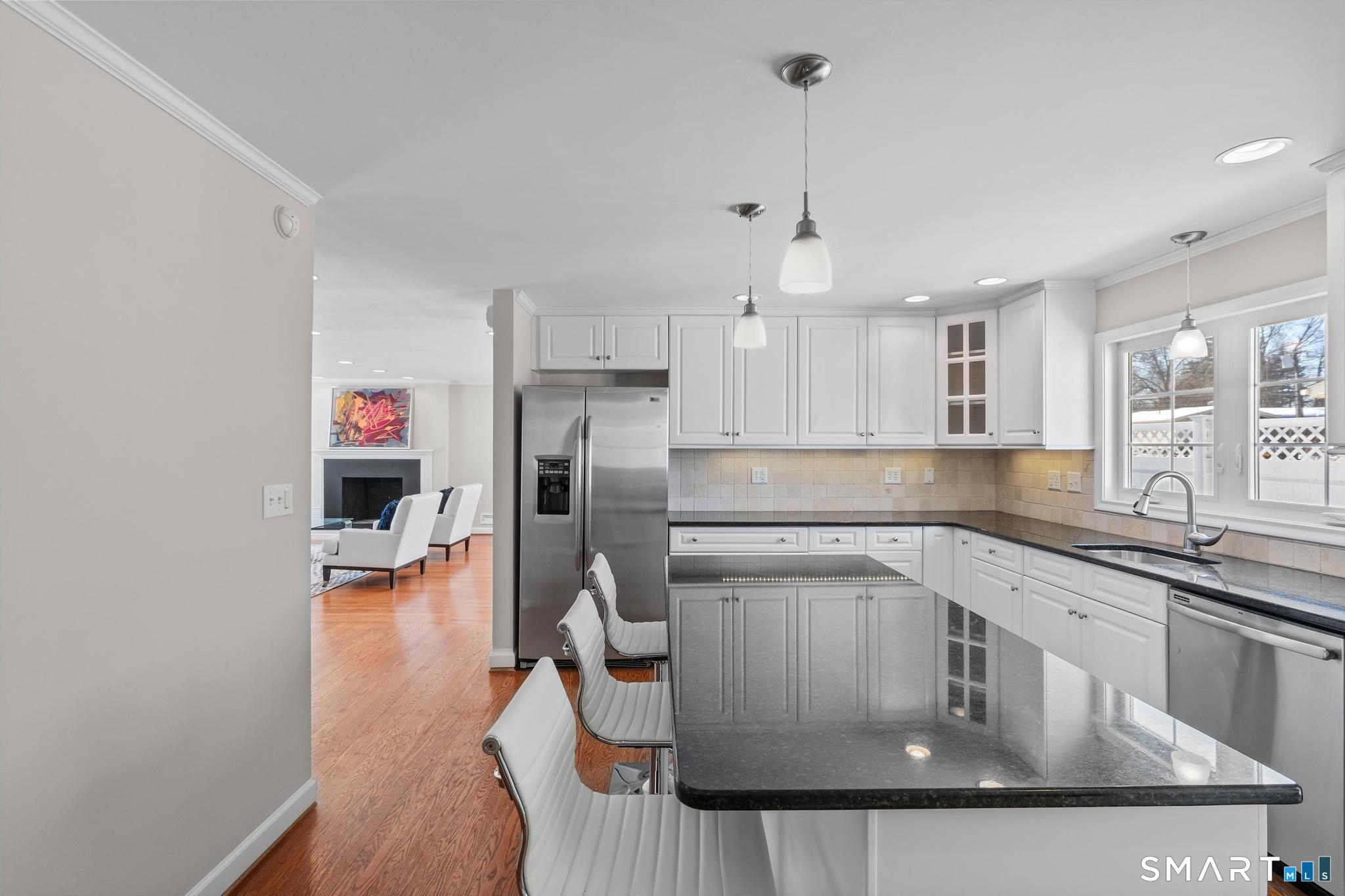 21 Karen Road West Hartford, CT 06117 - Photo 17 of 40