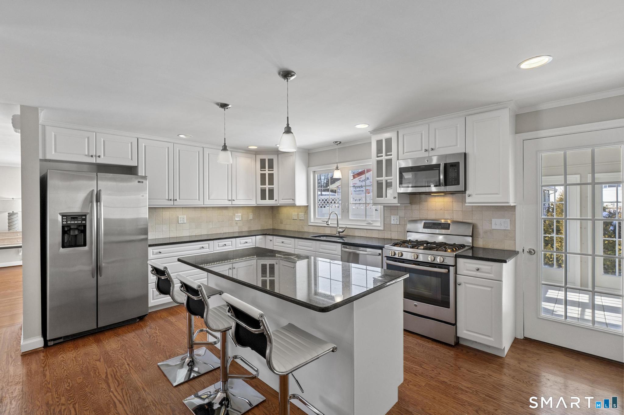 21 Karen Road West Hartford, CT 06117 - Photo 19 of 40