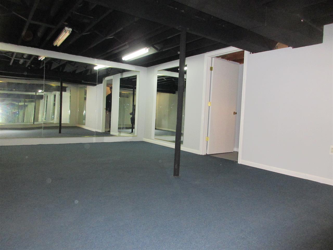 40530 Pickett Ridge Road Sterling Heights, MI 48313 - Photo 23 of 30 31368849-23.JPG