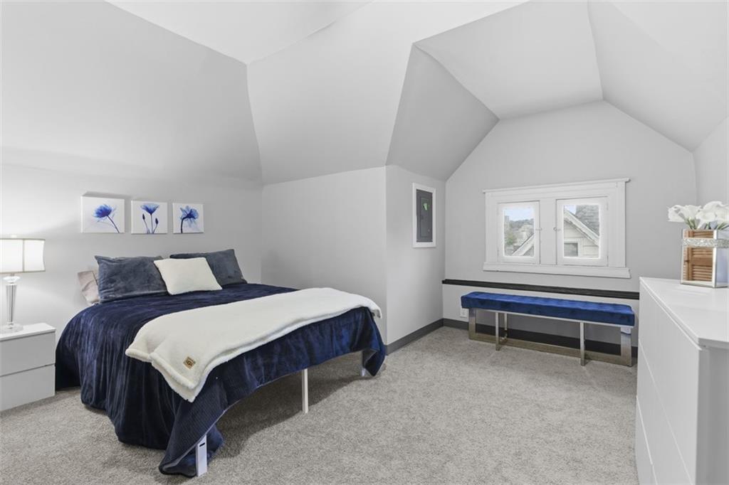 1336 4th Avenue Coraopolis, PA 15108 - Photo 37 of 50 a bed room with a bed and a window