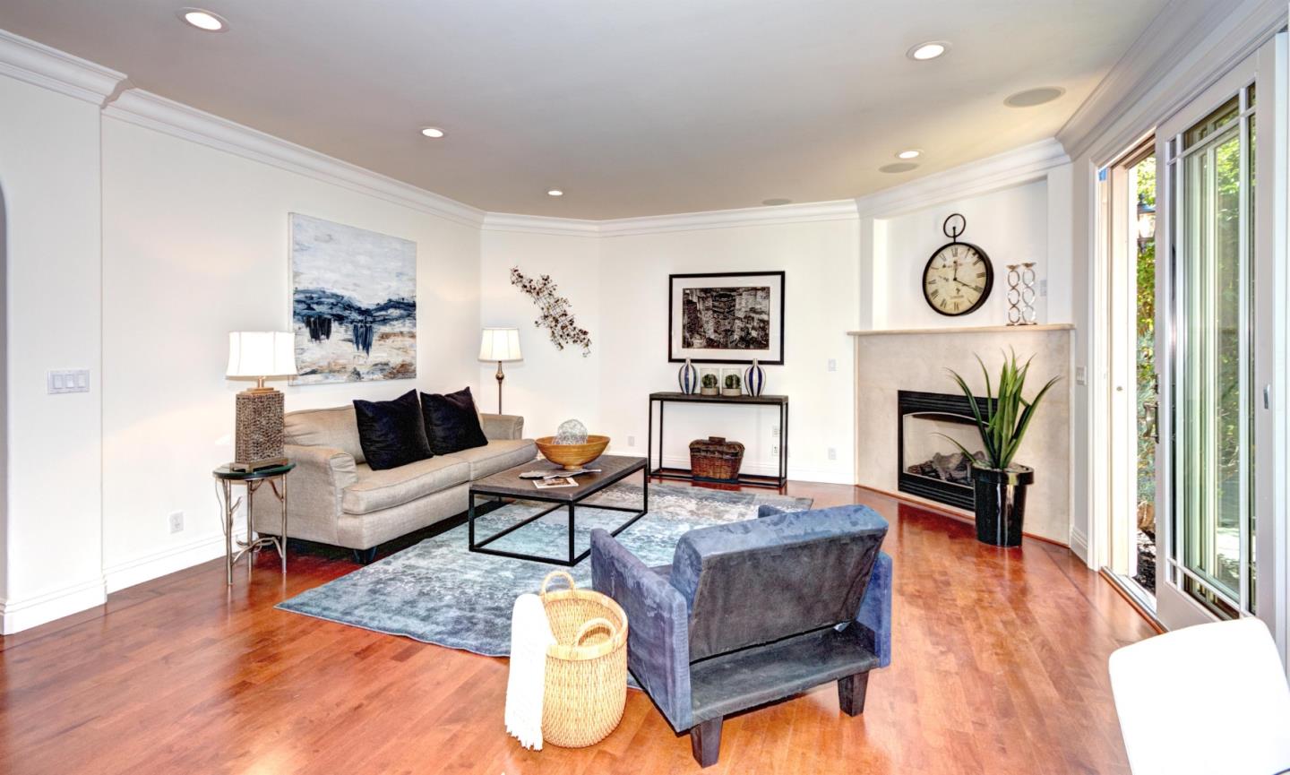 938 Clinton Road Los Altos, CA 94024 - Photo 14 of 29 Gallery Image 14
