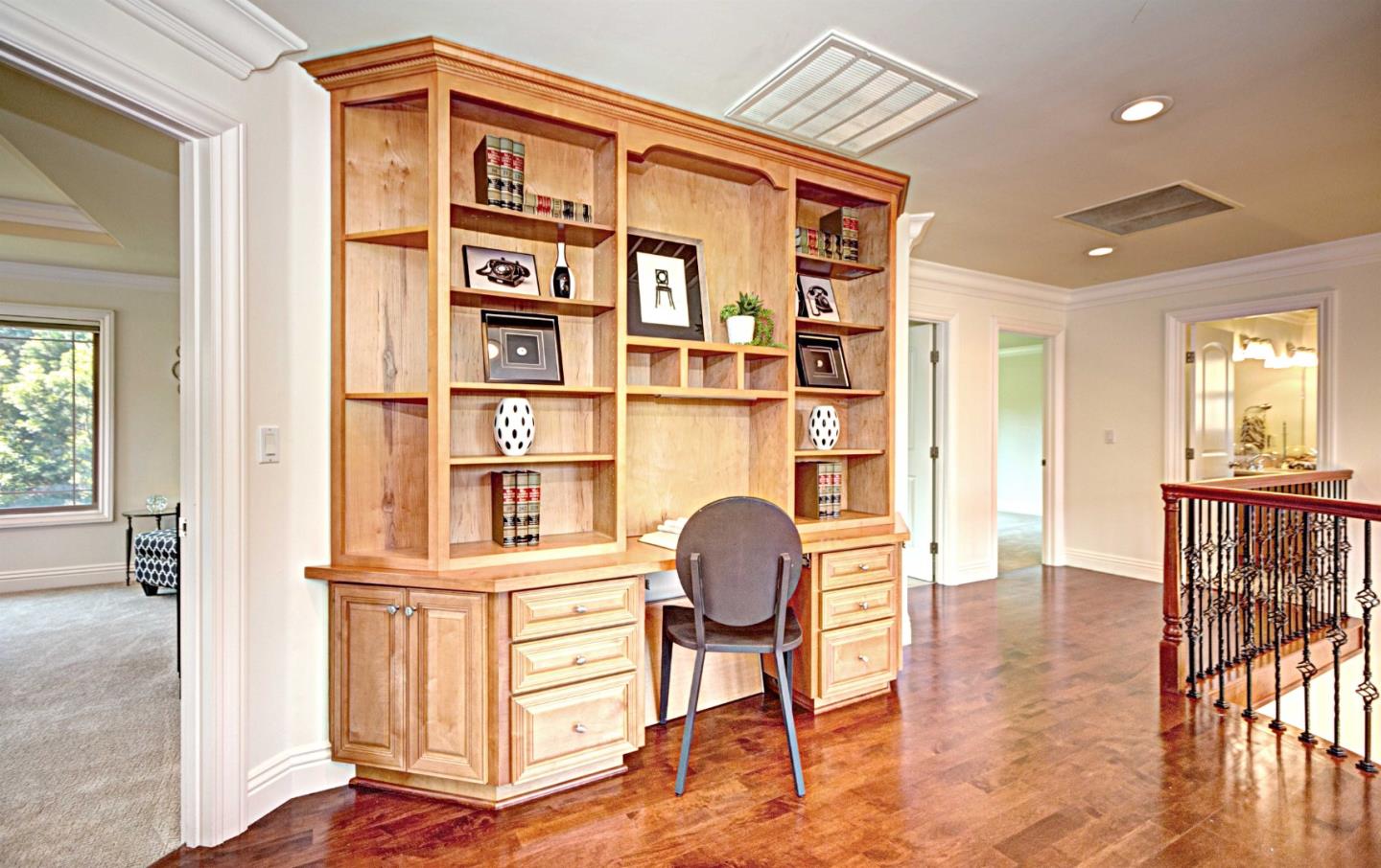 938 Clinton Road Los Altos, CA 94024 - Photo 19 of 29 Gallery Image 19