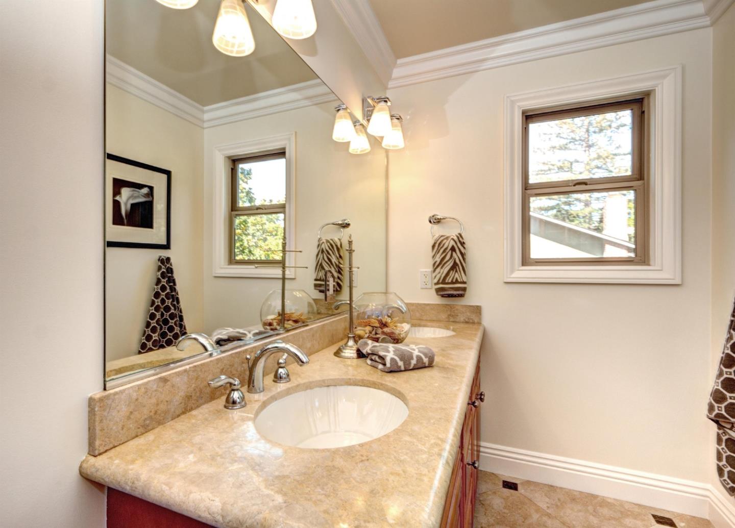 938 Clinton Road Los Altos, CA 94024 - Photo 23 of 29 Gallery Image 23