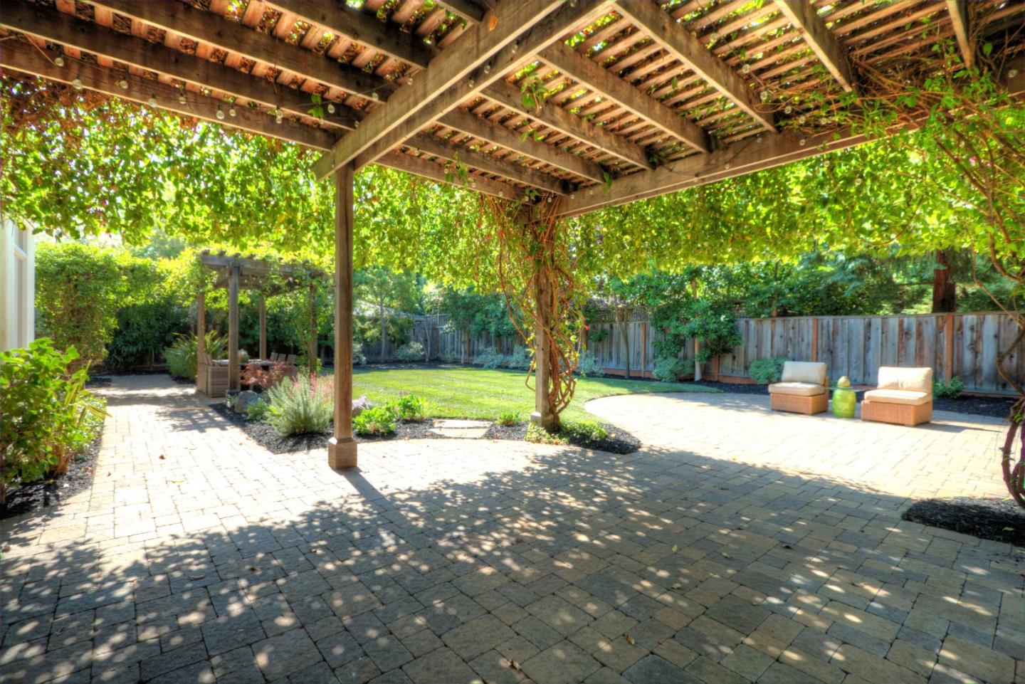 938 Clinton Road Los Altos, CA 94024 - Photo 28 of 29 Gallery Image 28
