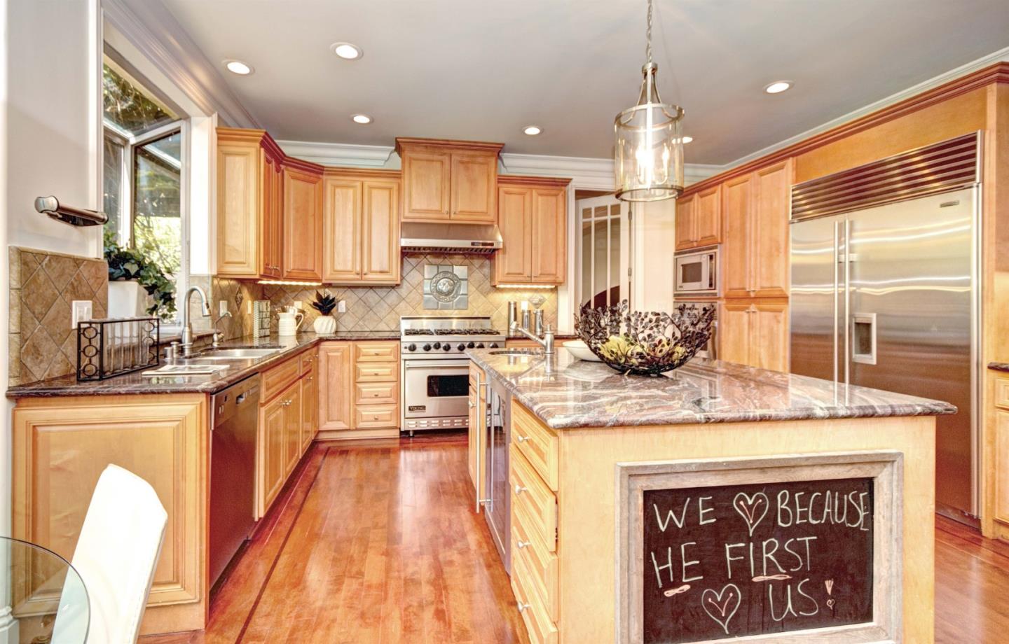 938 Clinton Road Los Altos, CA 94024 - Photo 10 of 29 Gallery Image 10