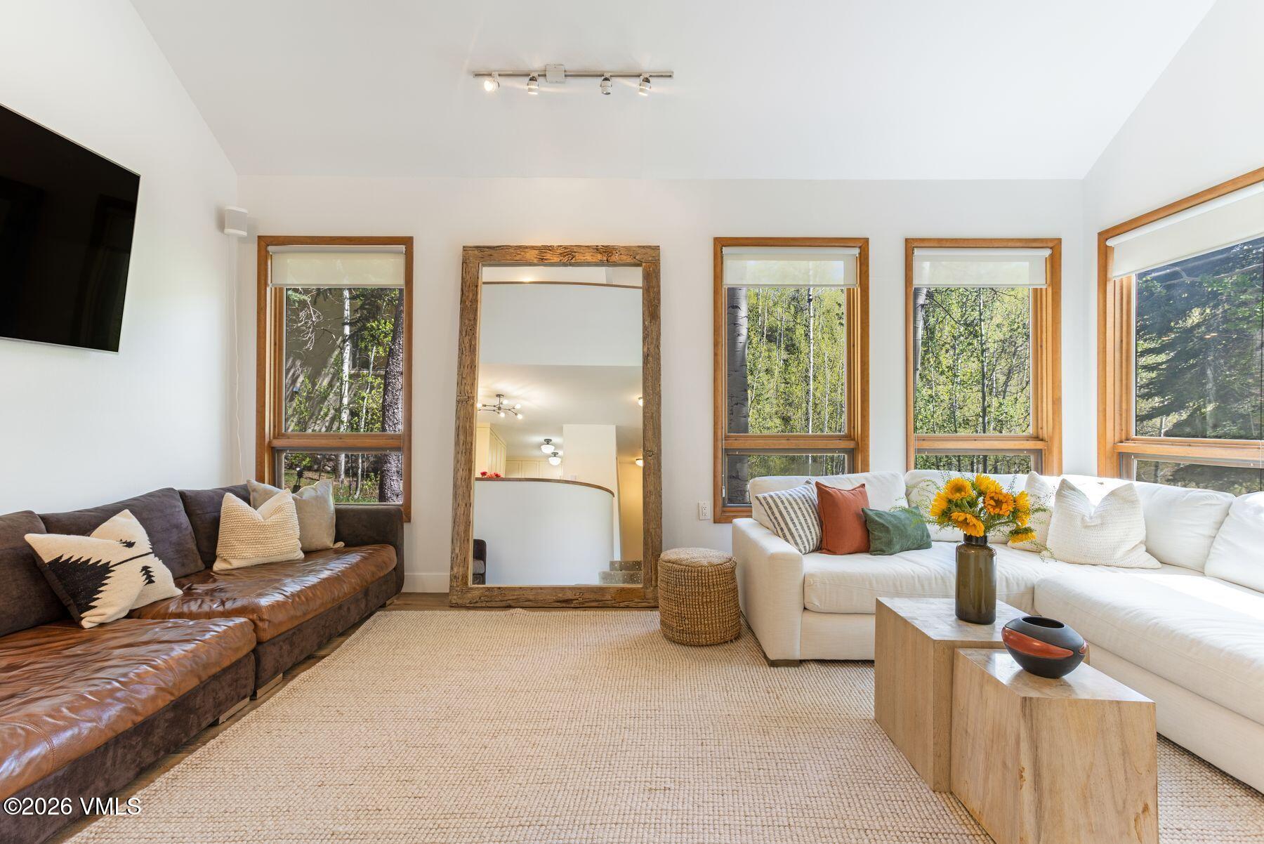 1480 Buffehr Creek Road, Unit 3A Vail, CO 81657 - Photo 7 of 24 photo_online_006