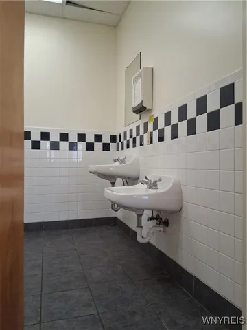 $750,000 | 1792 Niagara Street, Buffalo, NY 14207