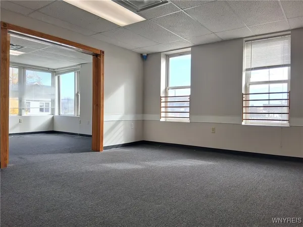 $750,000 | 1792 Niagara Street, Buffalo, NY 14207