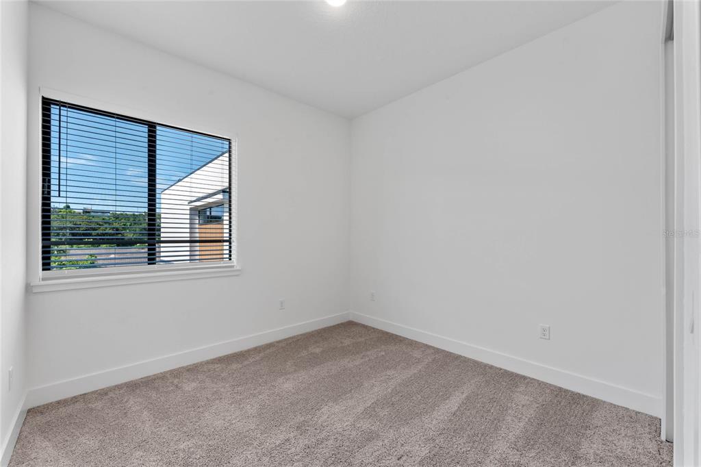 38 West Harding Street, Unit B Orlando, FL 32806 - Photo 22 of 27 an empty room with a window