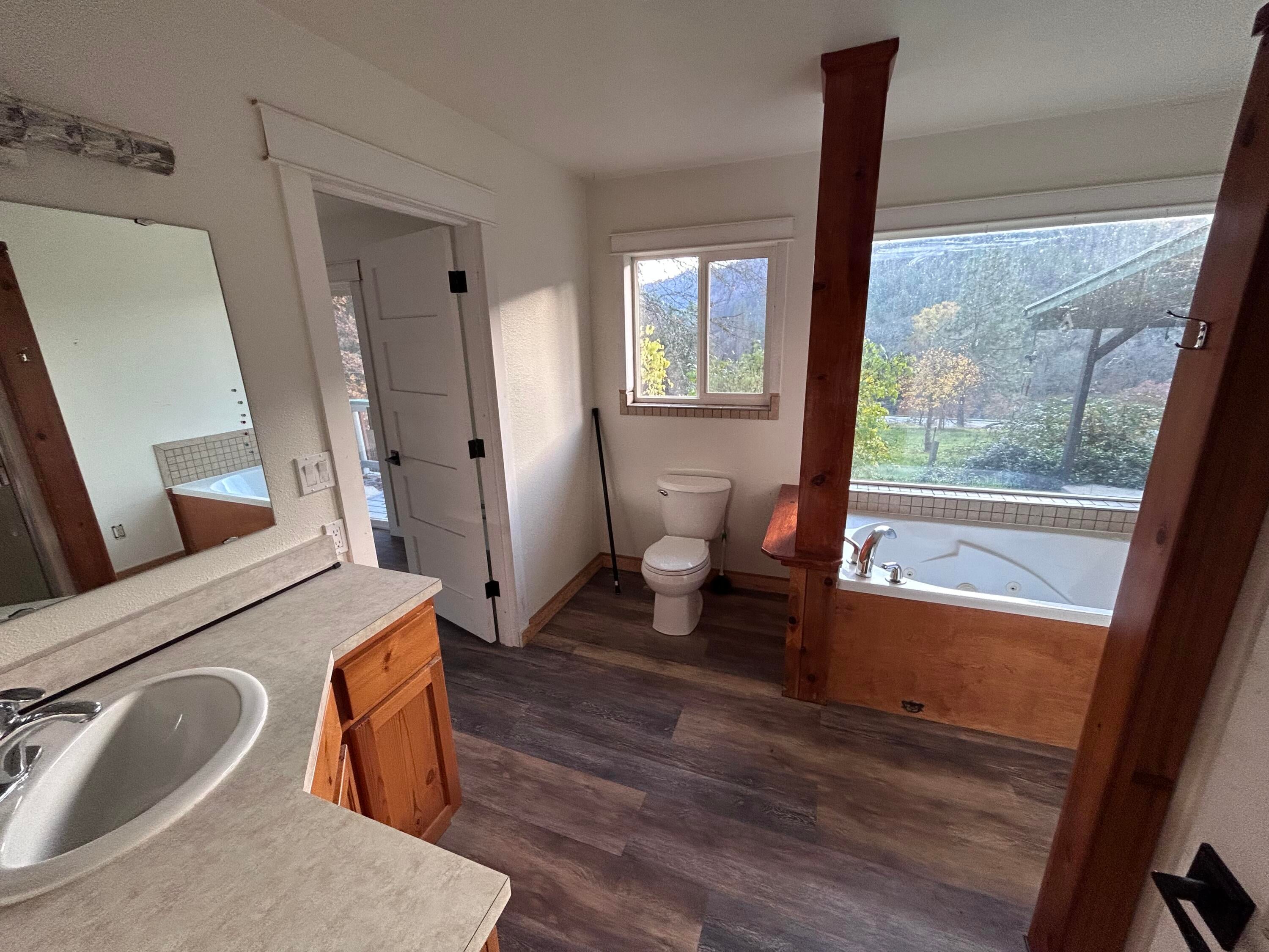 4800 Galice Road Merlin, OR 97532 - Photo 5 of 9 IMG_4622