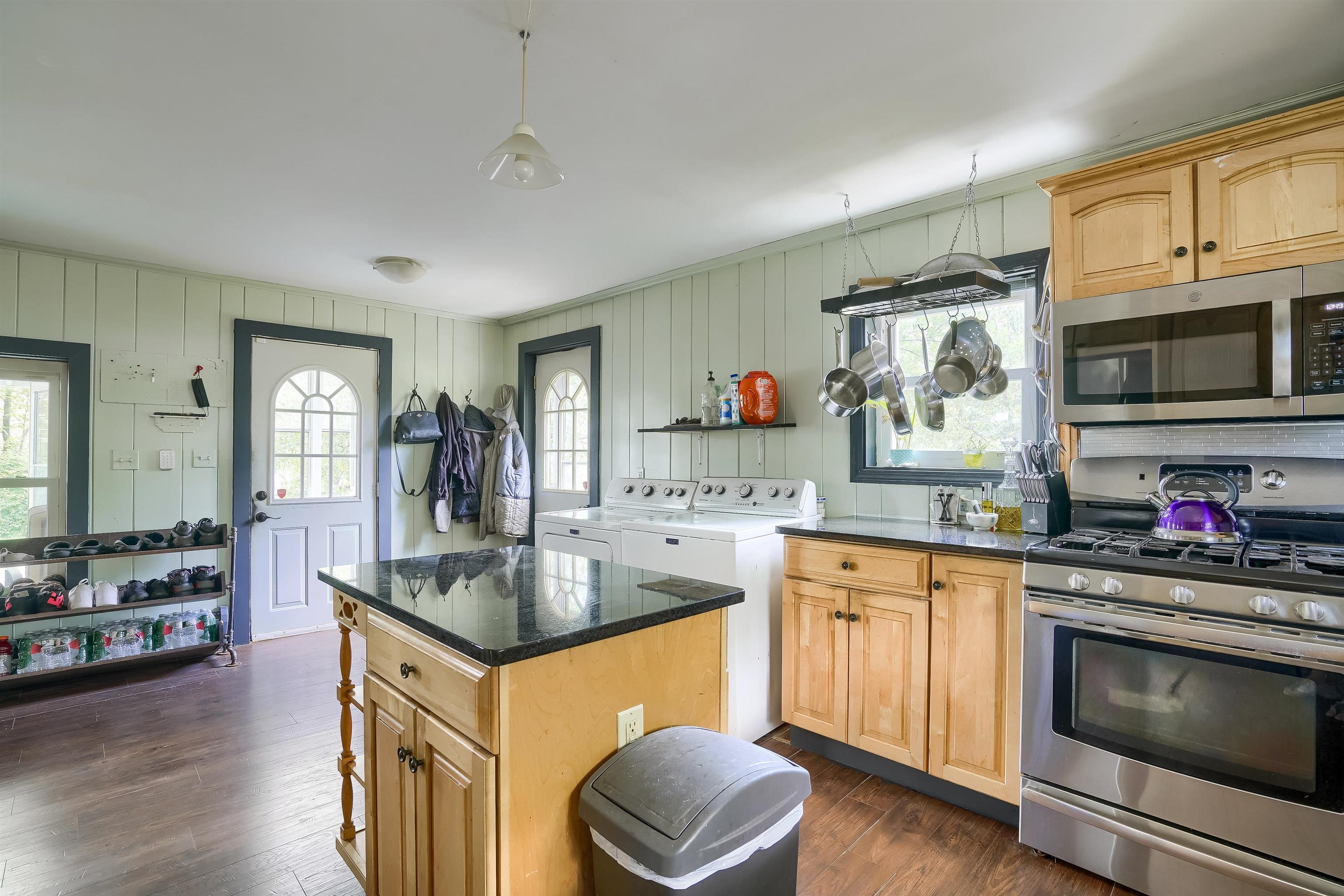 42 Airport Road Concord, NH 03301 - Photo 5 of 38