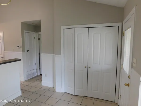 $1,595 | 5539 Bradley Drive, Southaven, MS 38671