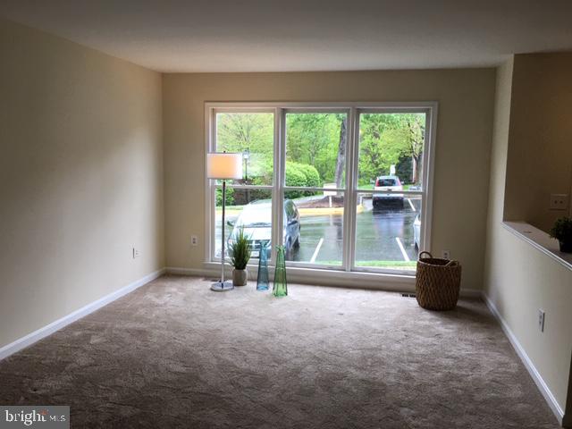 7269 Olde Lantern Way Springfield, VA 22152 - Photo 7 of 53 Gallery Image 7