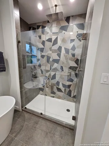 $2,750 | 1963 Green Hill Drive, Canyon Lake, TX 78133