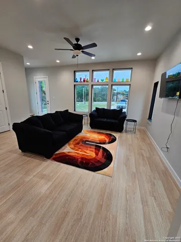 $2,750 | 1963 Green Hill Drive, Canyon Lake, TX 78133