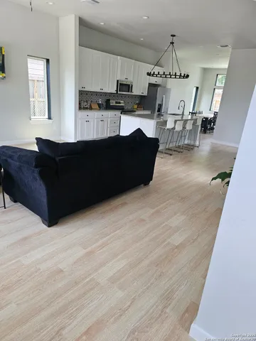 $2,750 | 1963 Green Hill Drive, Canyon Lake, TX 78133