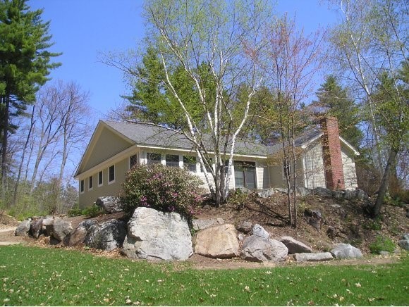 378 Kearsarge Road Conway, NH 03860 - Photo 1 of 22