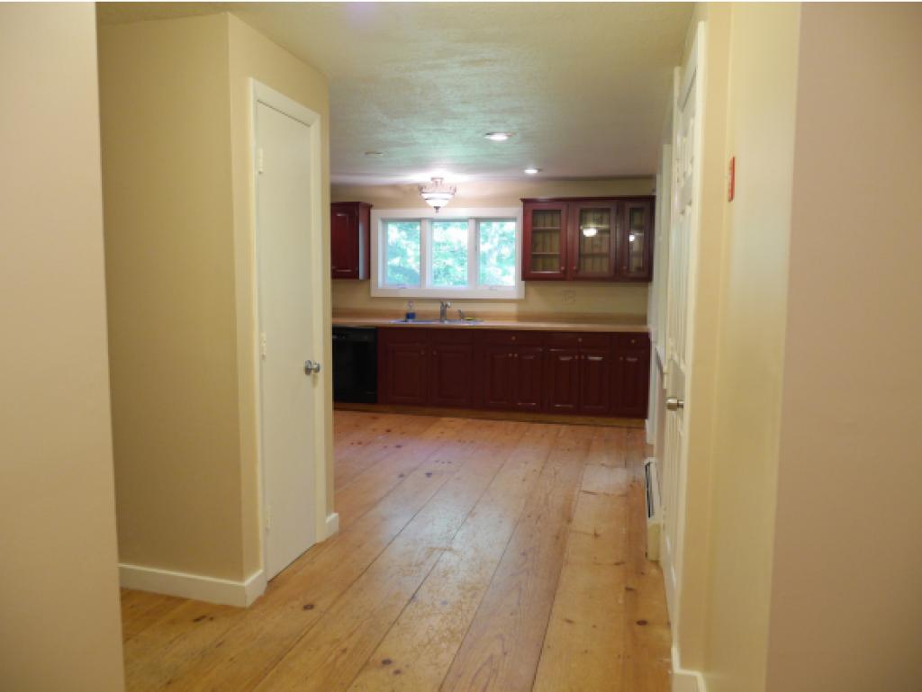 378 Kearsarge Road Conway, NH 03860 - Photo 4 of 22