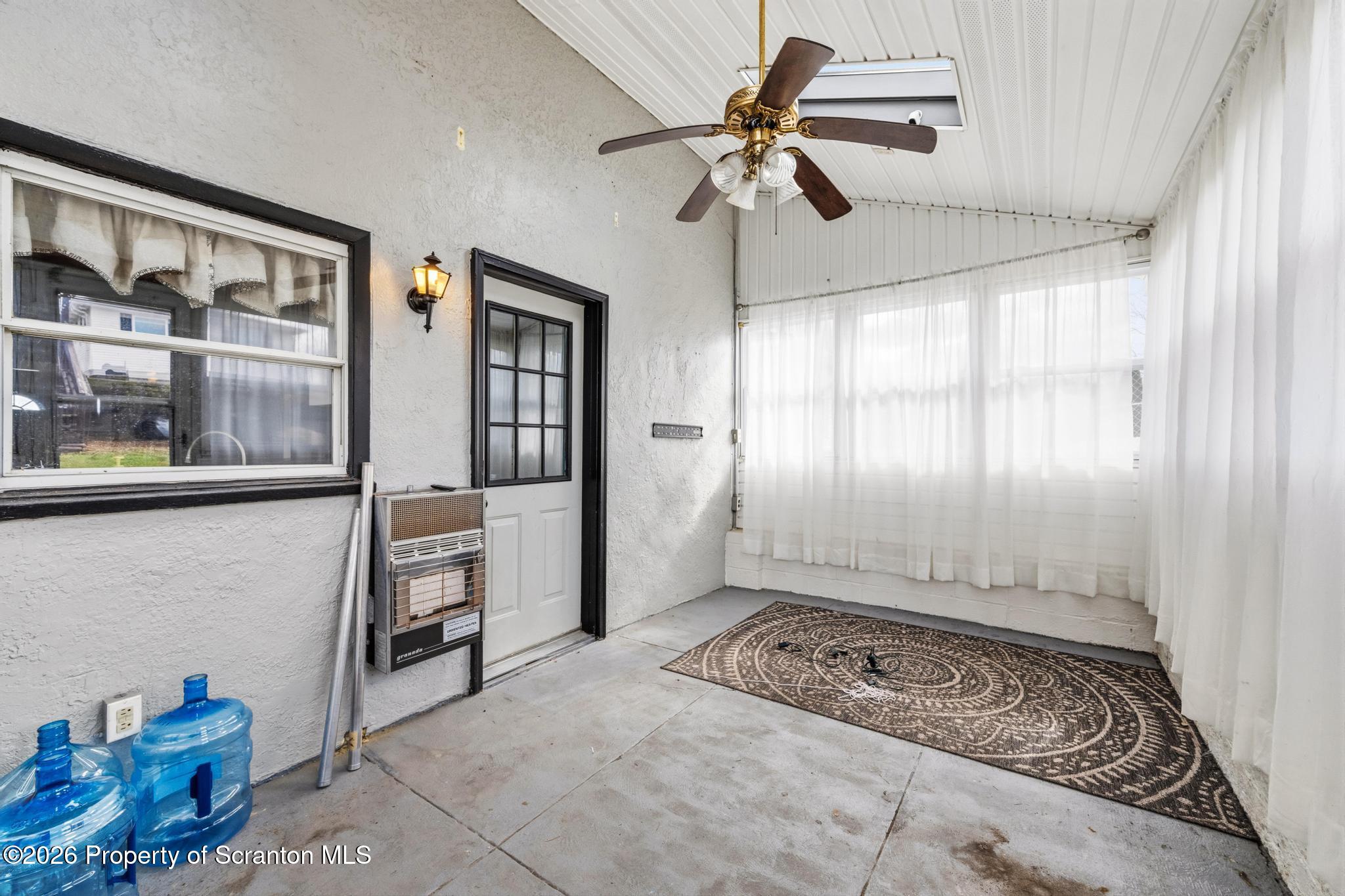 1703 Farr Street Scranton, PA 18504 - Photo 31 of 39 Enclosed Porch